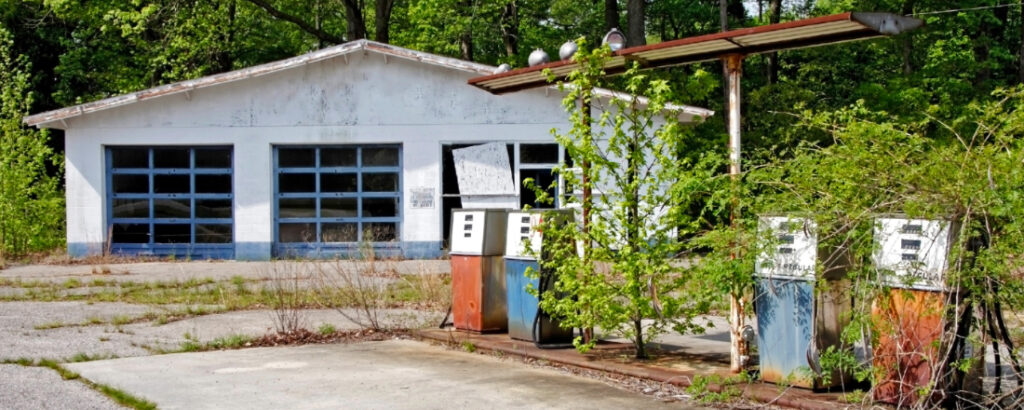 The Basics of Brownfield Redevelopment: Finding and Assessing Brownfields Hover Image