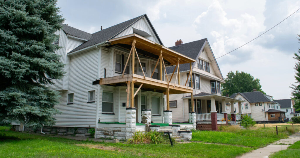 Why Home Repair Programs Are Essential for Preventing Property Vacancy and Abandonment