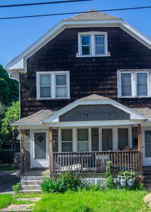 housing-insecurity-le